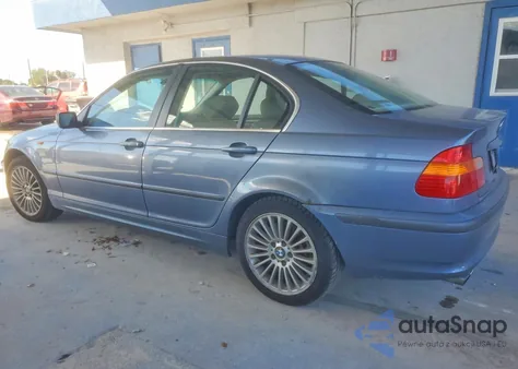 2002 BMW 330 Xi z USA, uszkodzony, nr VIN WBAEW53412PG18227